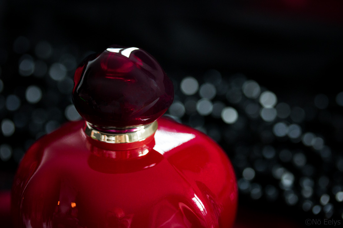 Détail du packaging Hypnotic Poison, eau de parfum Dior