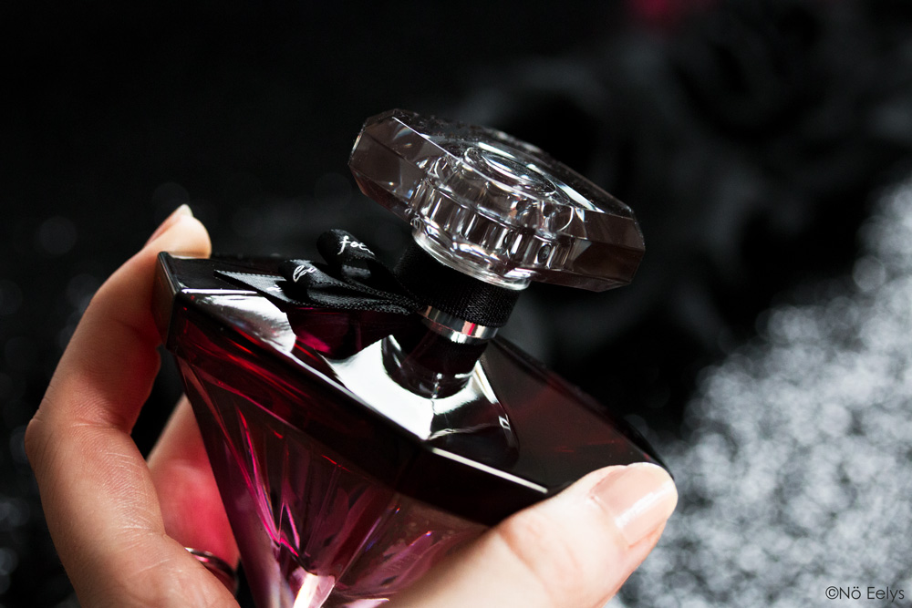 Packaging de La Nuit Trésor à la folie, eau de parfum Lancôme